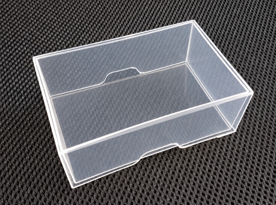 Translucent polypropylene box